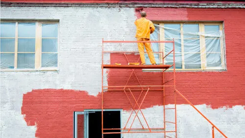 Come scegliere la pittura per esterni: consigli per scegliere la migliore pittura per ponteggi esterni