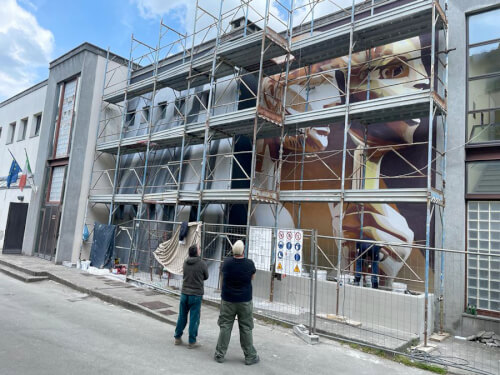 Immagine di un ponteggio murale di Vangi Corsini 2